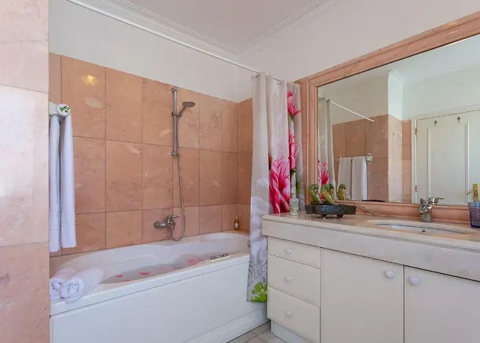 Pensión Geronimo Belém 4*